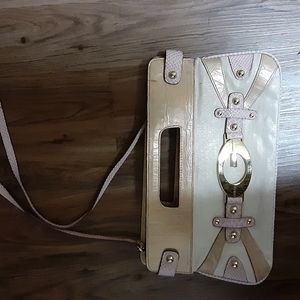 Guess handbag preowned